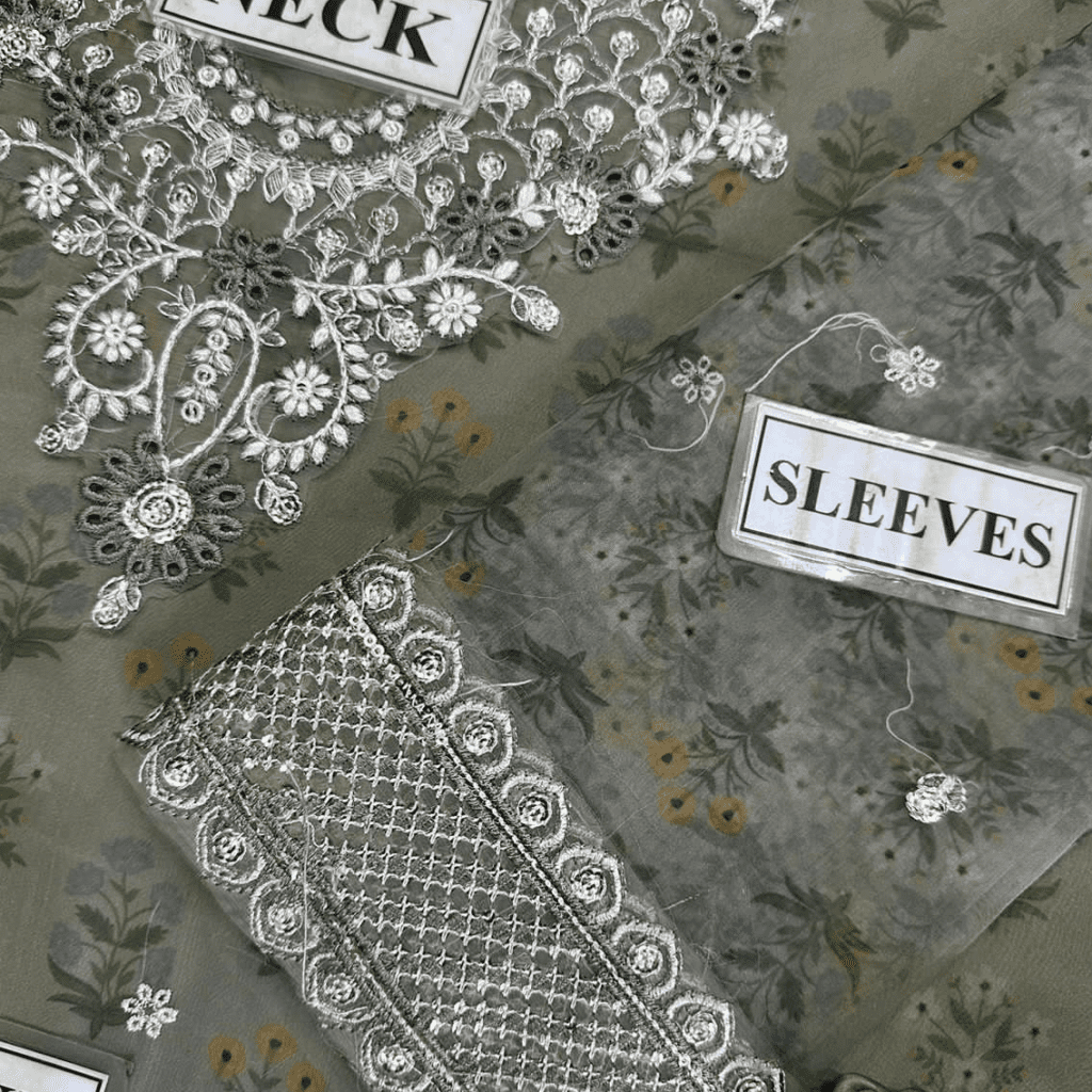 ORGANZA Suit With SATIN SILK Trouser with inner